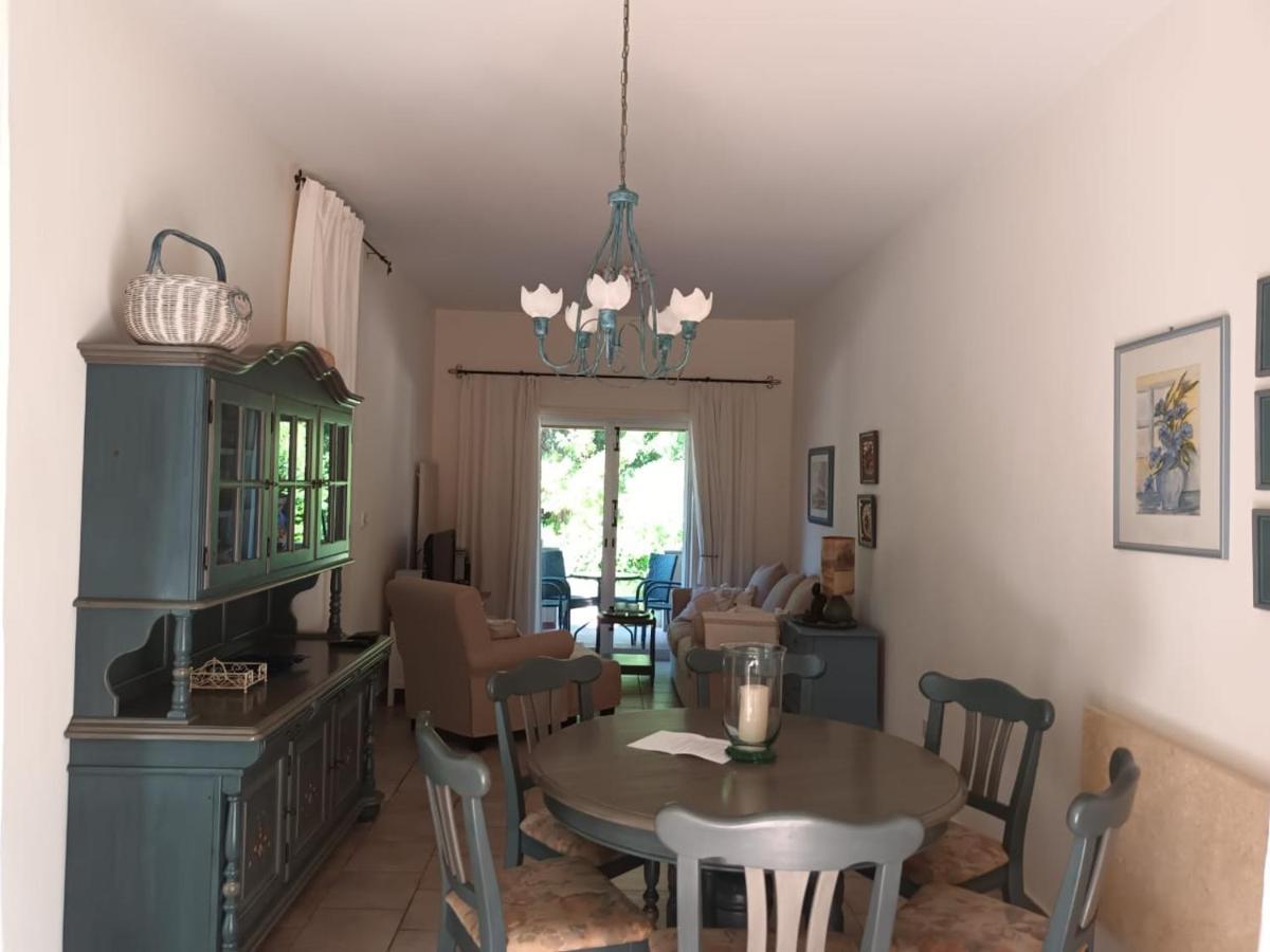 Limnaria Deluxe Maisonette Paphos Eksteriør bilde